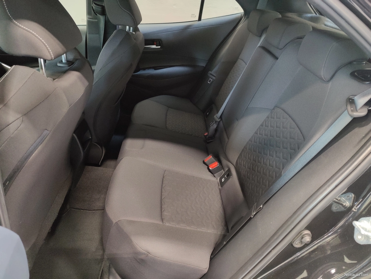 orig_ToyotaE001664_02